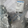 Pieza de montaje de pendiente doble cilindro FESTO SNCB-50 174392
