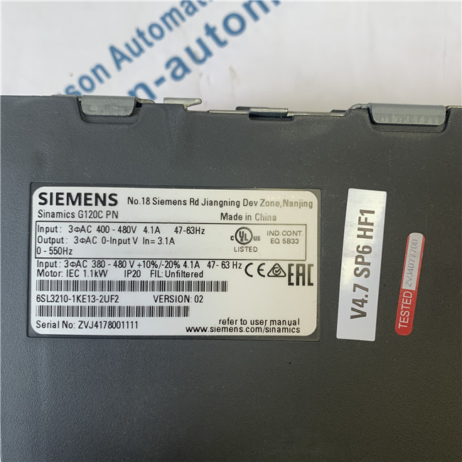 Siemens 6SL3210-1KE13-2UF2 SINAMICS G120C Potencia nominal 1,1KW con una sobrecarga del 150% para 3 segundos 3AC380-480V + 10 / -20% 47-63Hz I / O-interfaz sin filtrar: 6DI, 2DO, 1AI,
